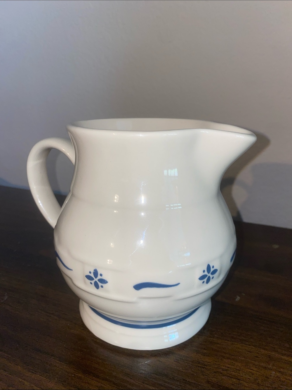 🐛 Longaberger Pottery Small Juice Pitcher in Woven Traditions Blue!